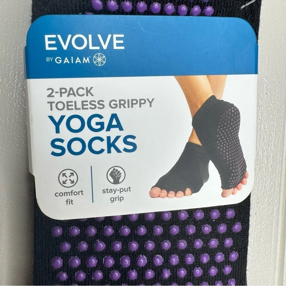 Evolve by GAIAM Yoga Socks with Grip Dots- 2 pack